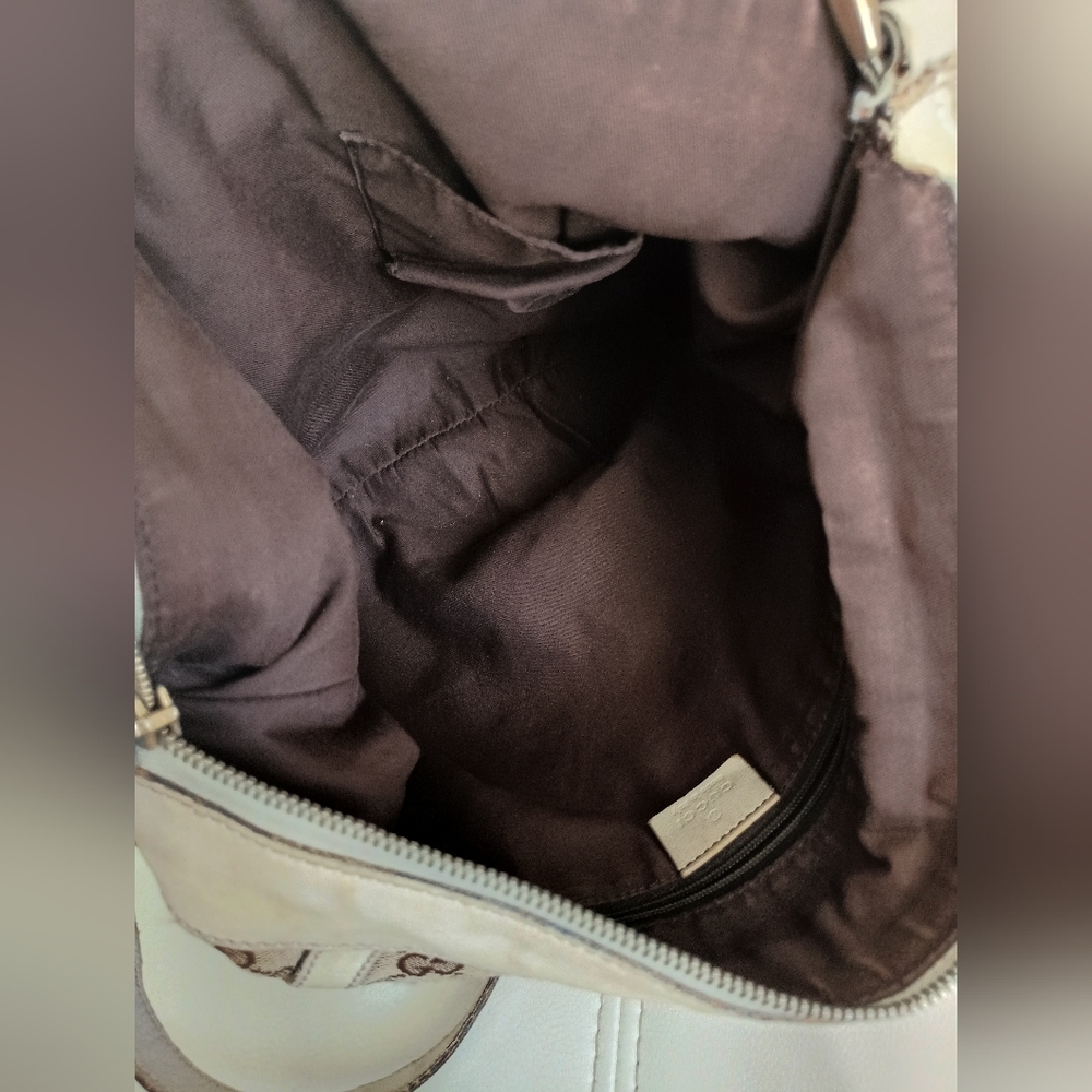 Authenticated Gucci GG Abbey D Ring Crossbody Brown Beige Canvas Fabric Bag - Picture 12 of 16